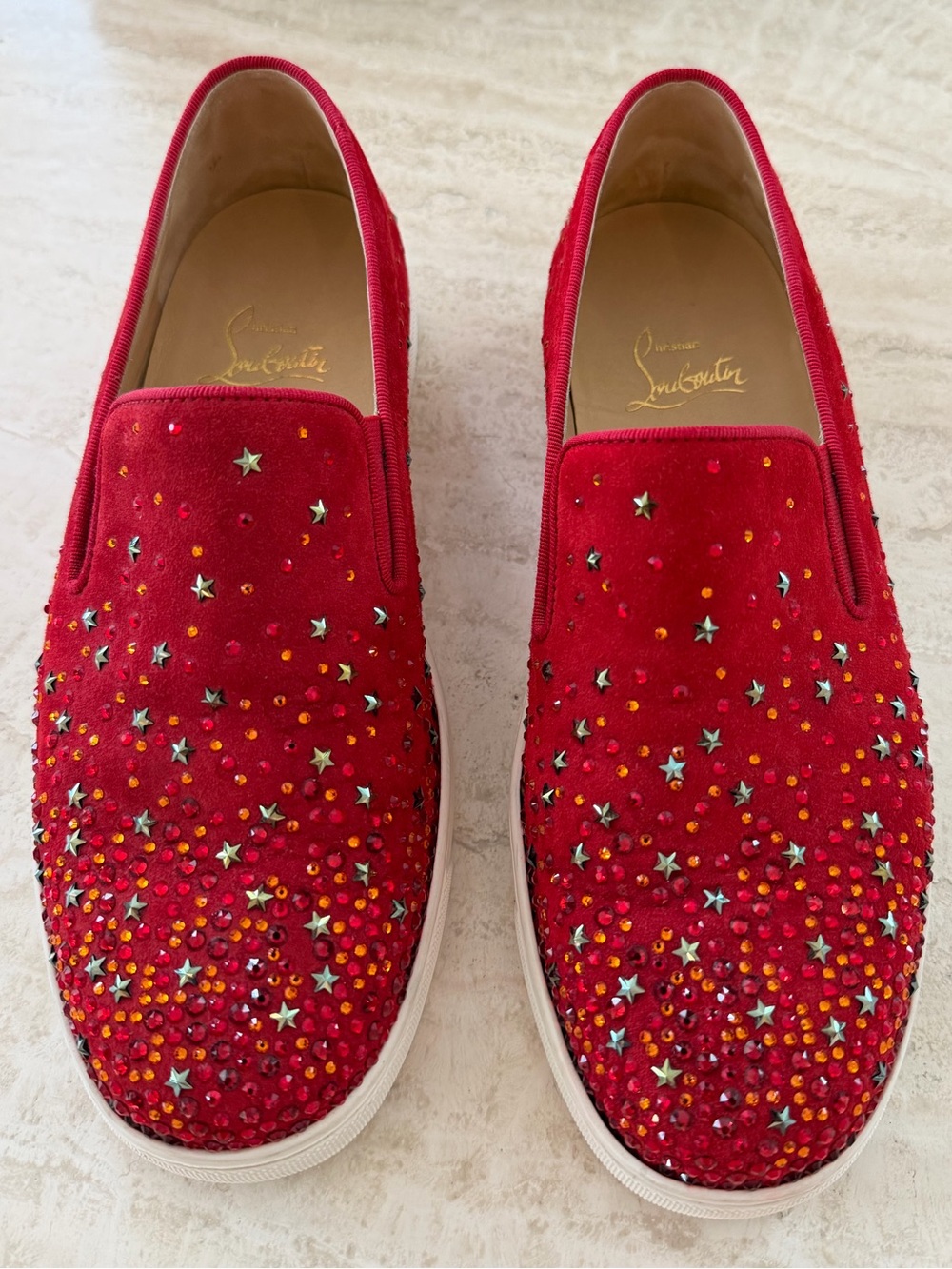 CHRISTIAN LOUBOUTIN
Red Suede Crystal Star Embellished Dolcita Boat Sneakers S7 - Picture 2 of 6